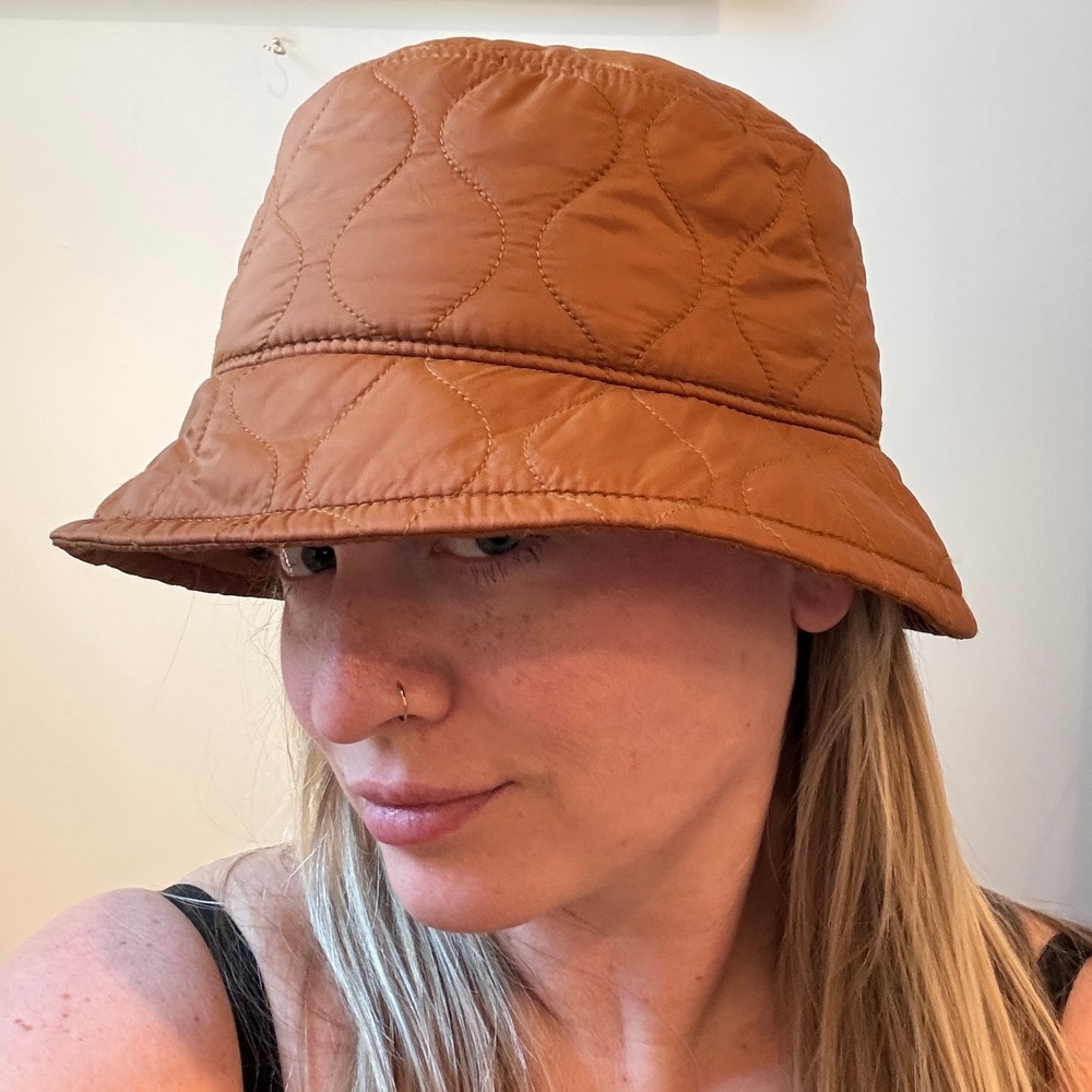 Madewell Quilted Bucket Hat Warm Coffee Quilt Puffer Women Accessory EUC